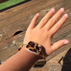 Leopard print braclet